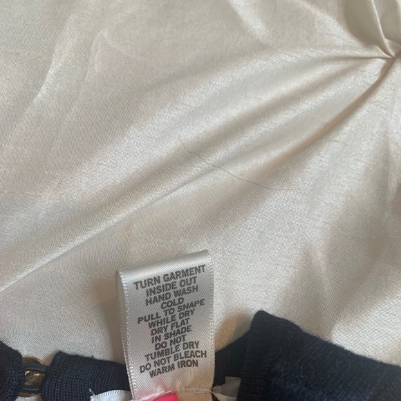 Cache Blue Multi Print Sleeveless Sweater sz M - Picture 5 of 7